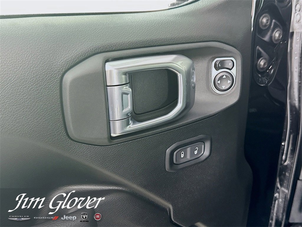 New 2025 Jeep Gladiator Sport image 24