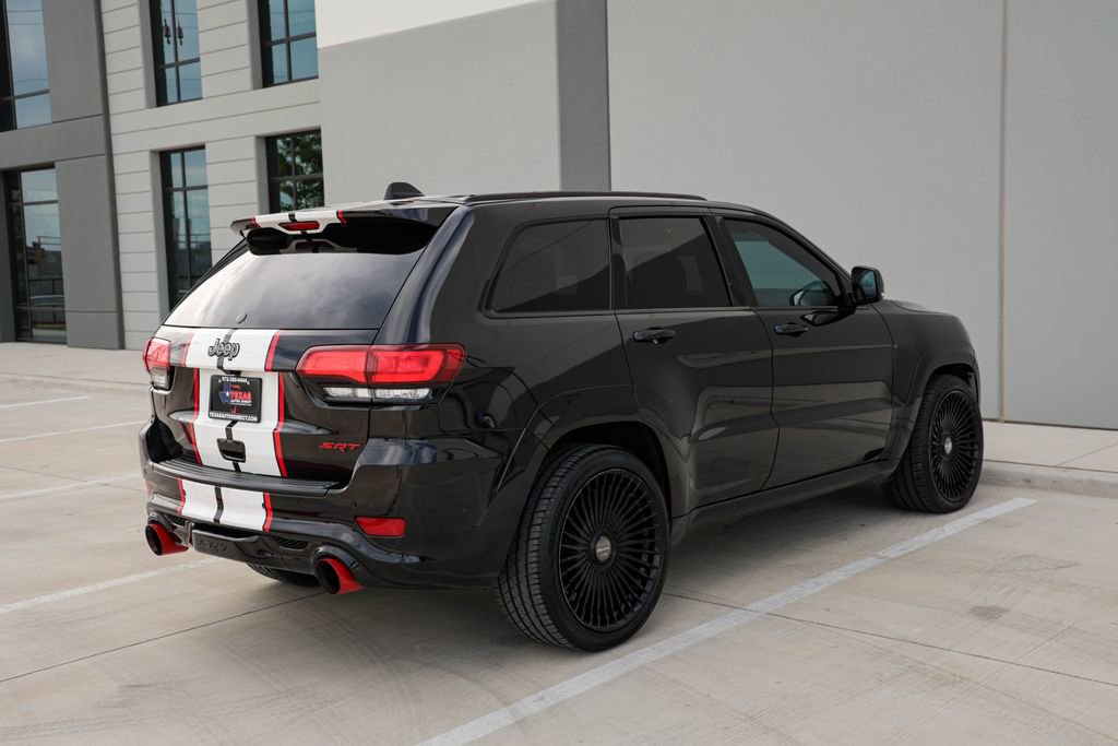 Used 2017 Jeep Grand Cherokee SRT AWD/4WD image 7