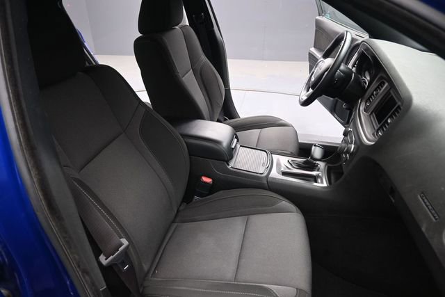 Used 2022 Dodge Charger SXT w/ Blacktop Package RWD image 27