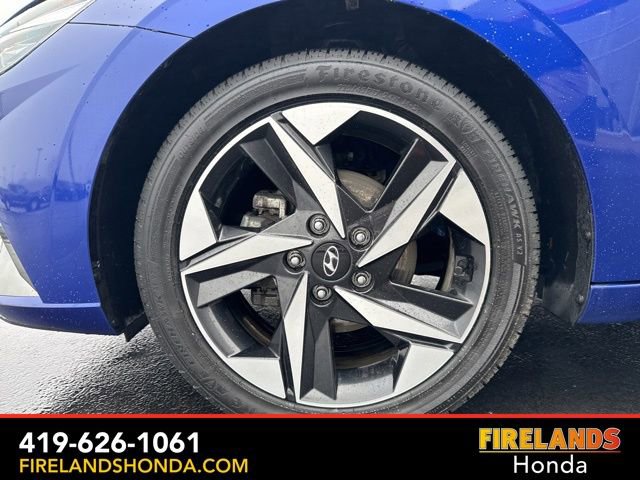 Used 2023 Hyundai Elantra Limited FWD image 11