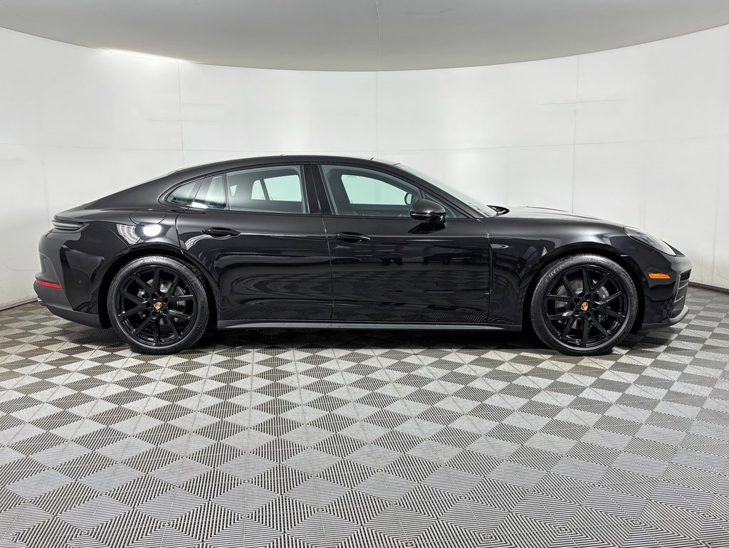 Used 2026 Porsche Panamera 4 image 8