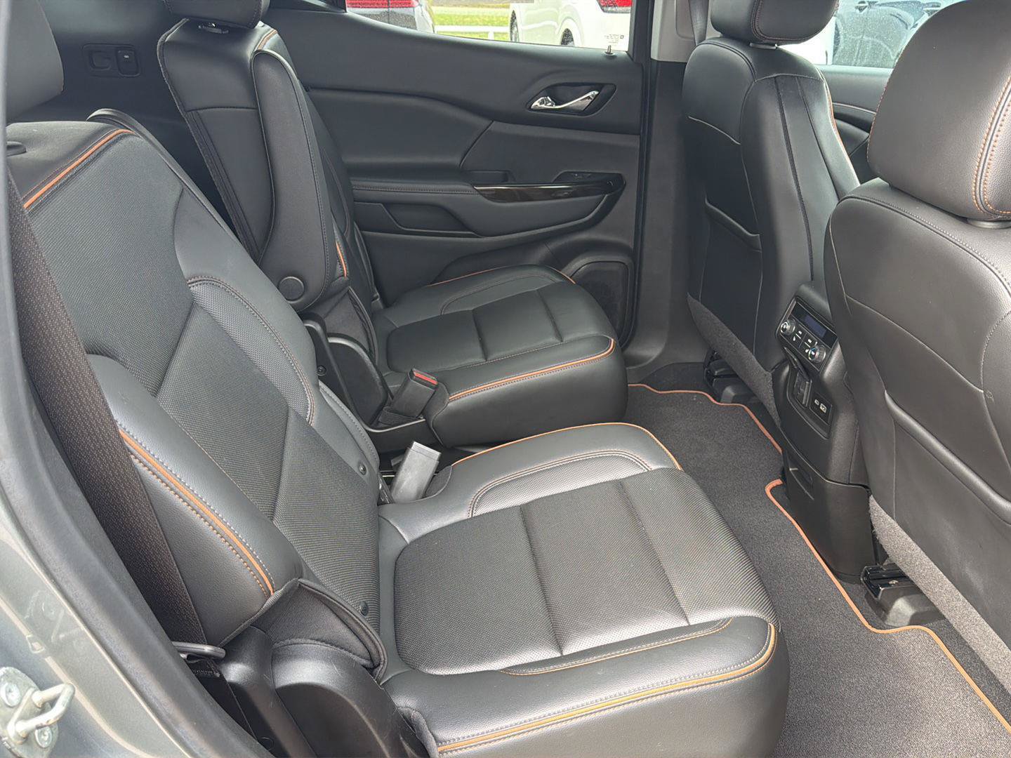 Used 2023 GMC Acadia AT4 w/ Technology Package AWD/4WD image 20