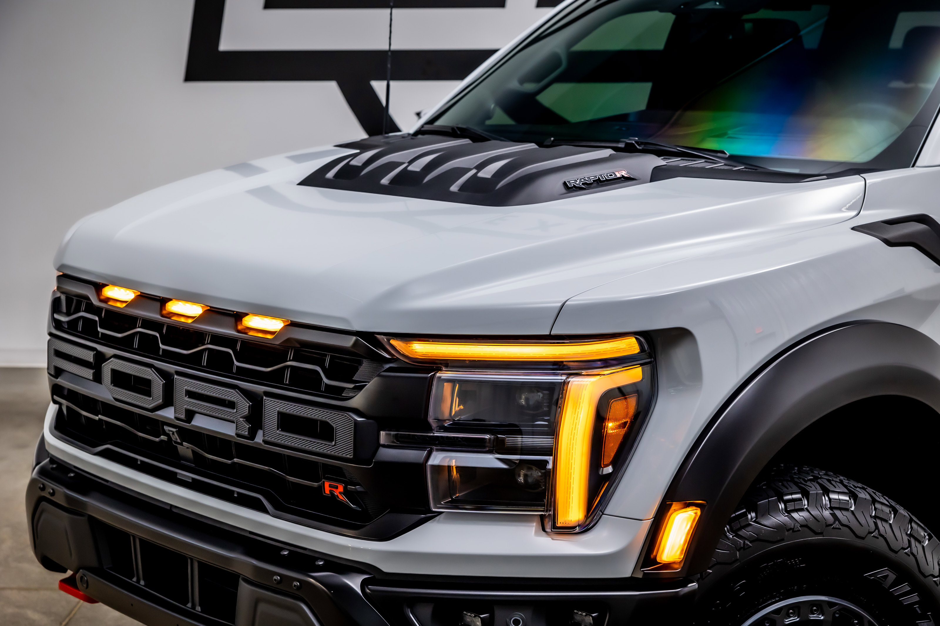 Used 2026 Ford F150 Raptor w/ Equipment Group 803A Raptor R AWD/4WD image 24
