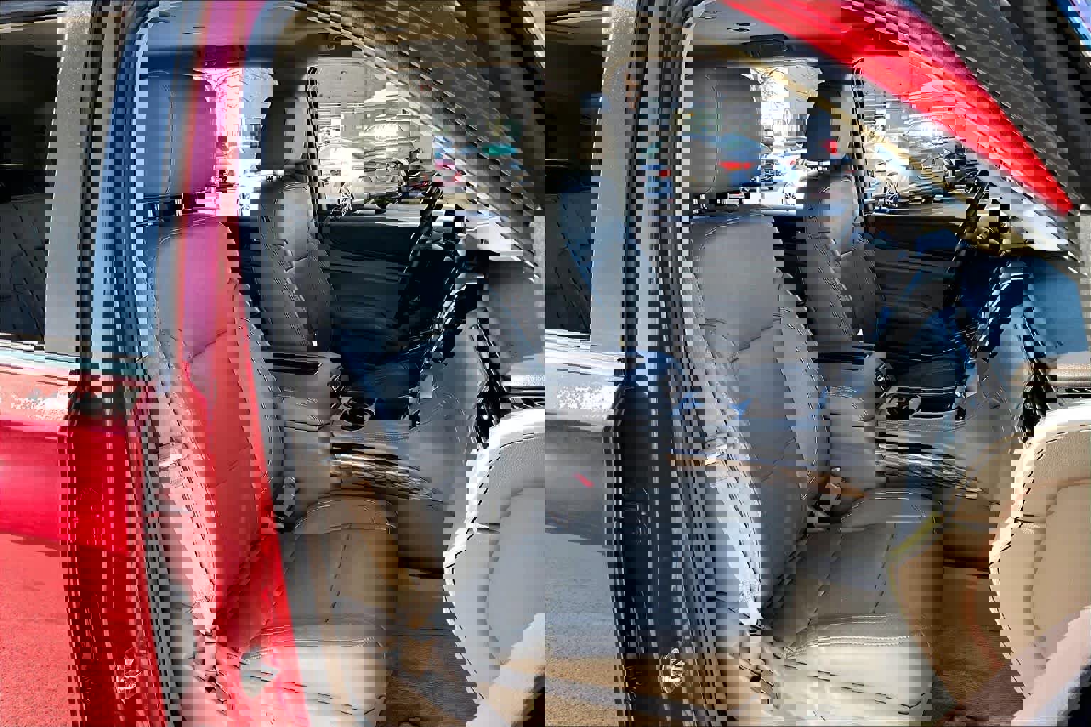 Used 2015 GMC Yukon SLT image 9