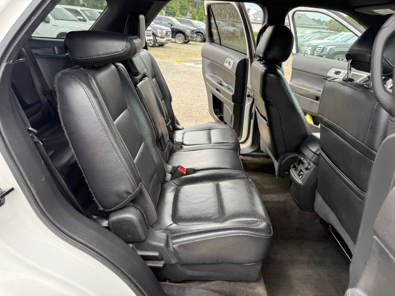 Used 2011 Ford Explorer Limited w/ 301A Rapid Spec Order Code AWD/4WD image 25