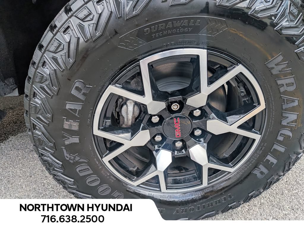 Used 2023 GMC Canyon AT4X AWD/4WD image 43