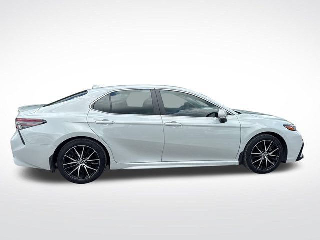 Used 2022 Toyota Camry SE AWD/4WD image 7