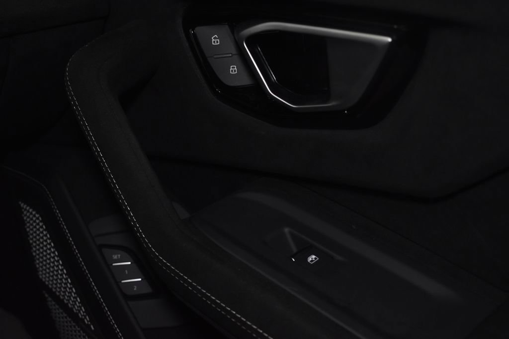 Used 2023 Lamborghini Urus Performante image 50