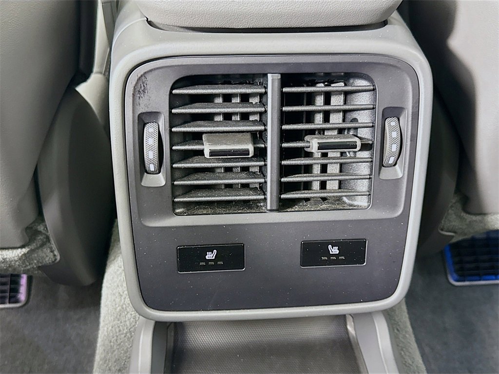 Certified 2022 Porsche Taycan 4 Cross Turismo image 26