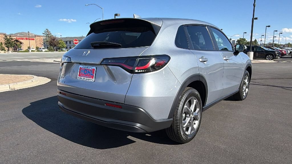 New 2027 Honda HR-V LX image 3