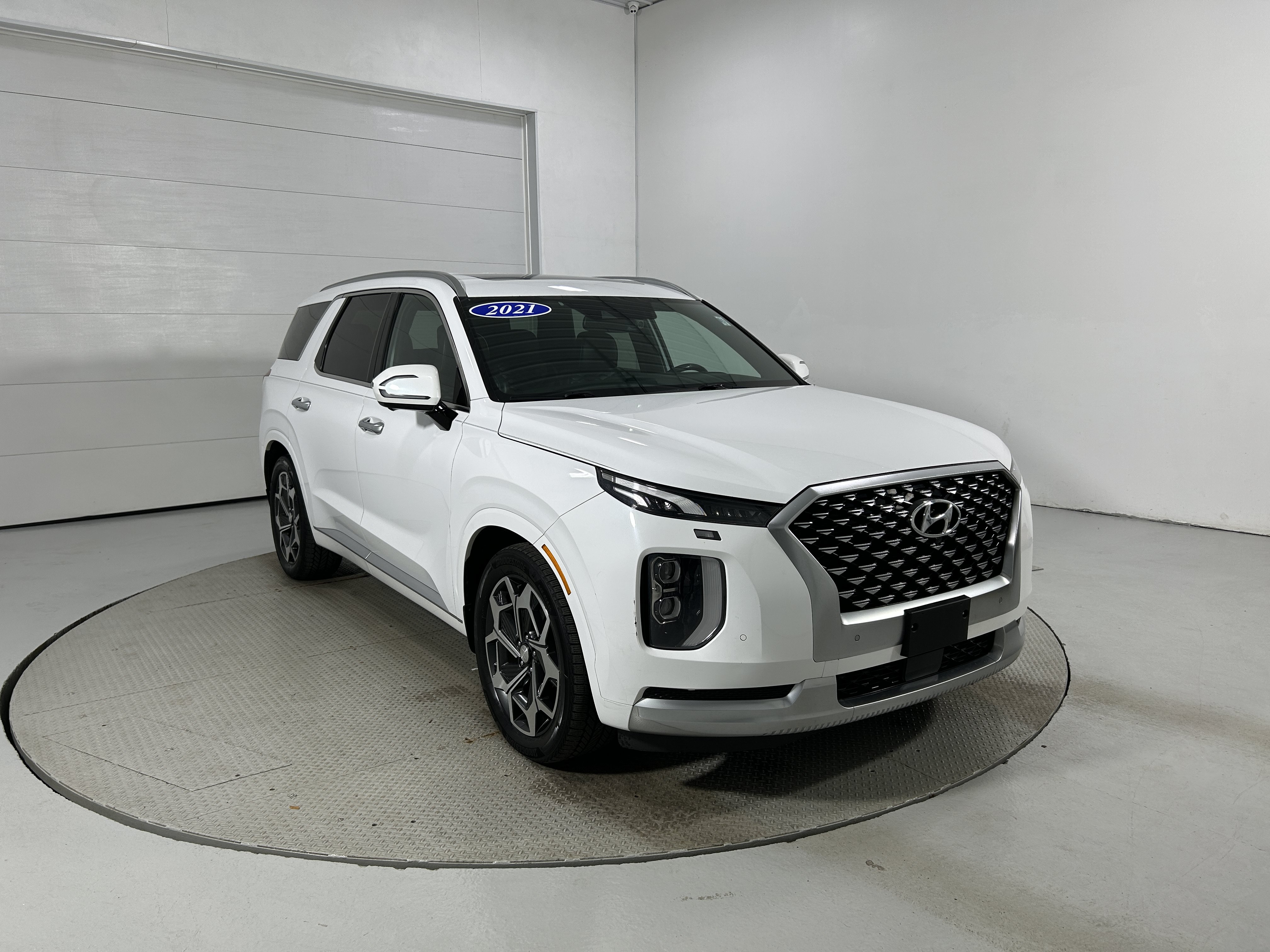 Used 2021 Hyundai Palisade Calligraphy AWD/4WD image 2