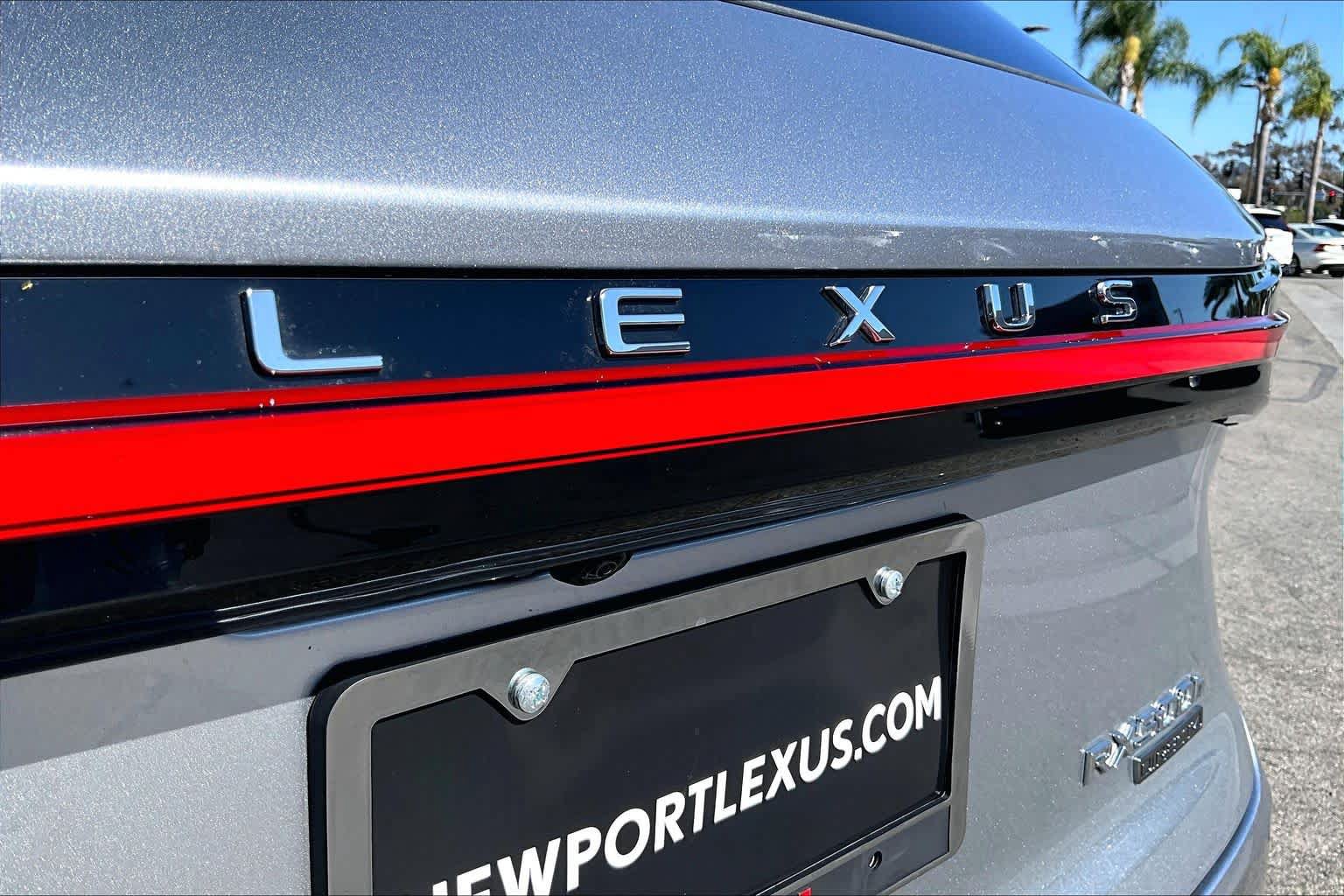 Used 2024 Lexus RX 500h F Sport w/ Convenience Package AWD/4WD image 29
