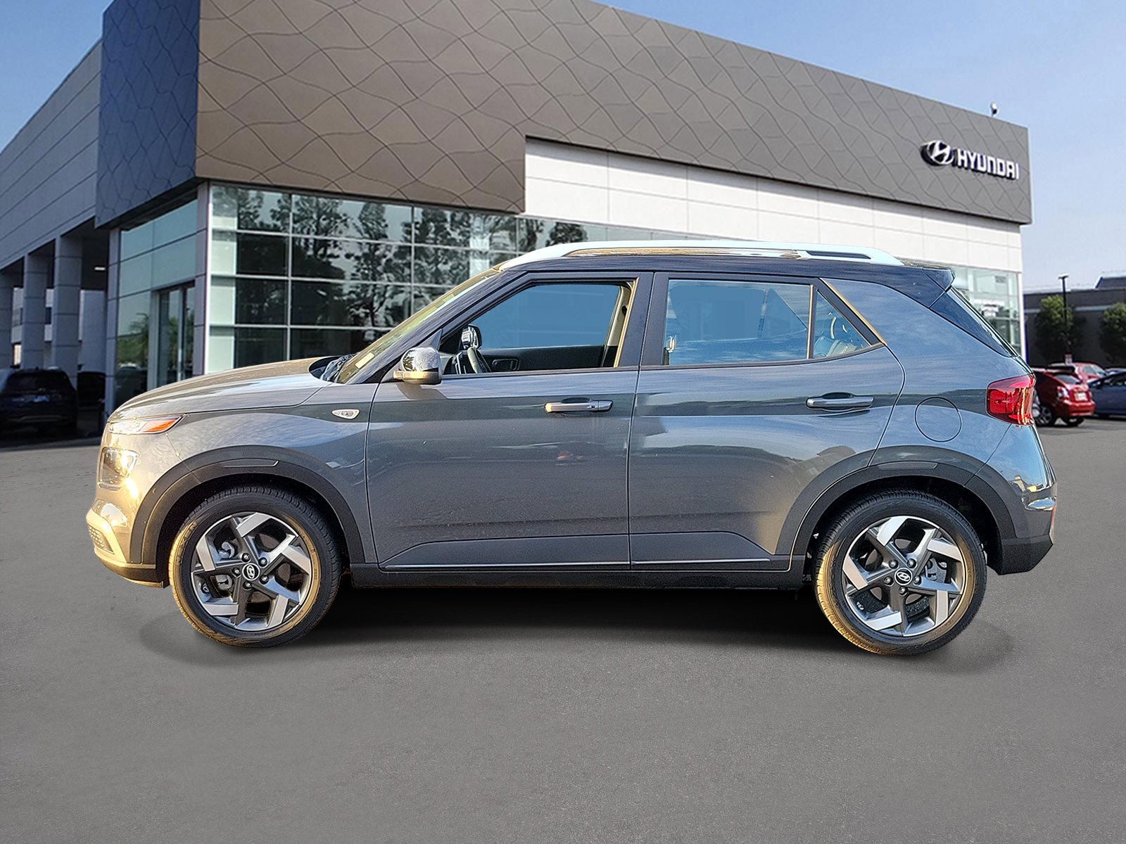 Certified 2026 Hyundai Venue SEL FWD image 3