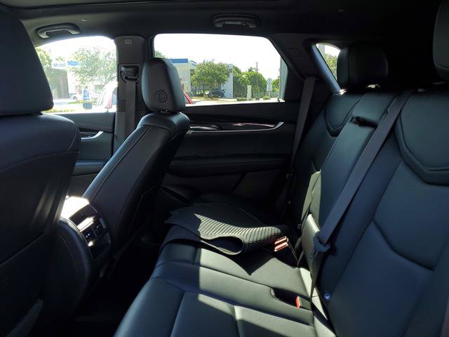 Certified 2025 Cadillac XT5 Premium Luxury FWD image 33