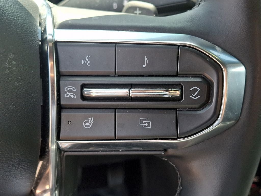 Used 2025 GMC Terrain Elevation w/ Elevation Premium Package AWD/4WD image 22
