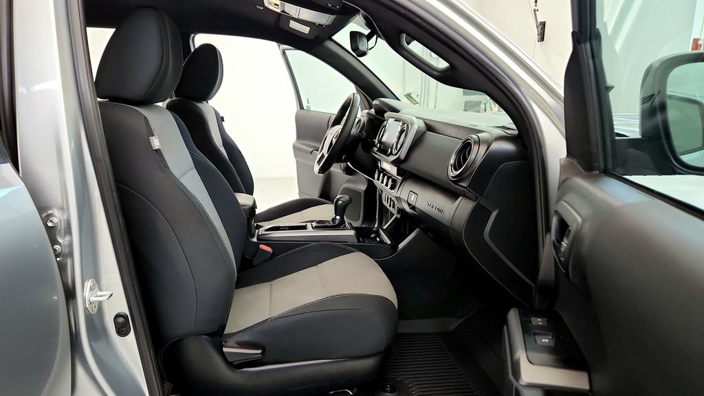 Certified 2023 Toyota Tacoma TRD Sport w/ Technology Package AWD/4WD image 16