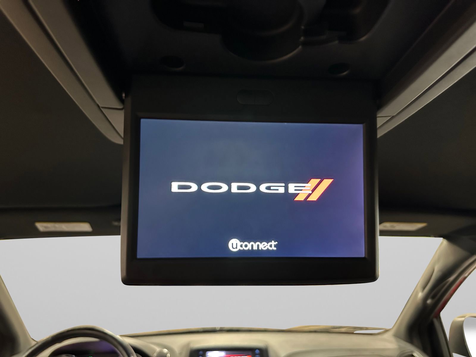 Used 2015 Dodge Grand Caravan R/T w/ Driver Convenience Group FWD image 33
