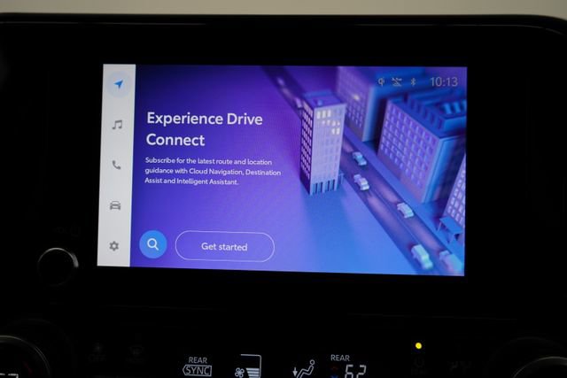 Used 2023 Toyota Highlander XLE image 29