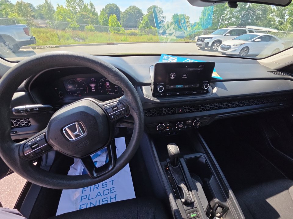 Used 2023 Honda Accord LX image 24