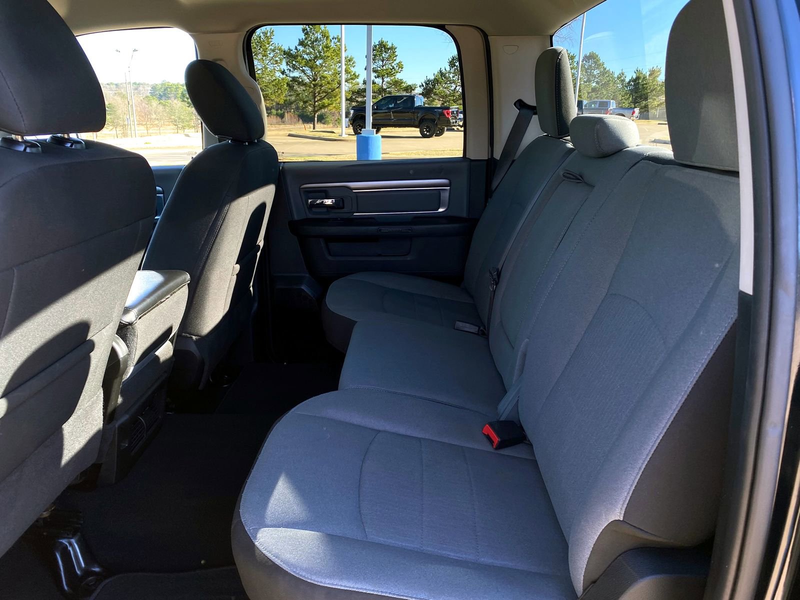 Used 2023 RAM 1500 Classic SLT image 27