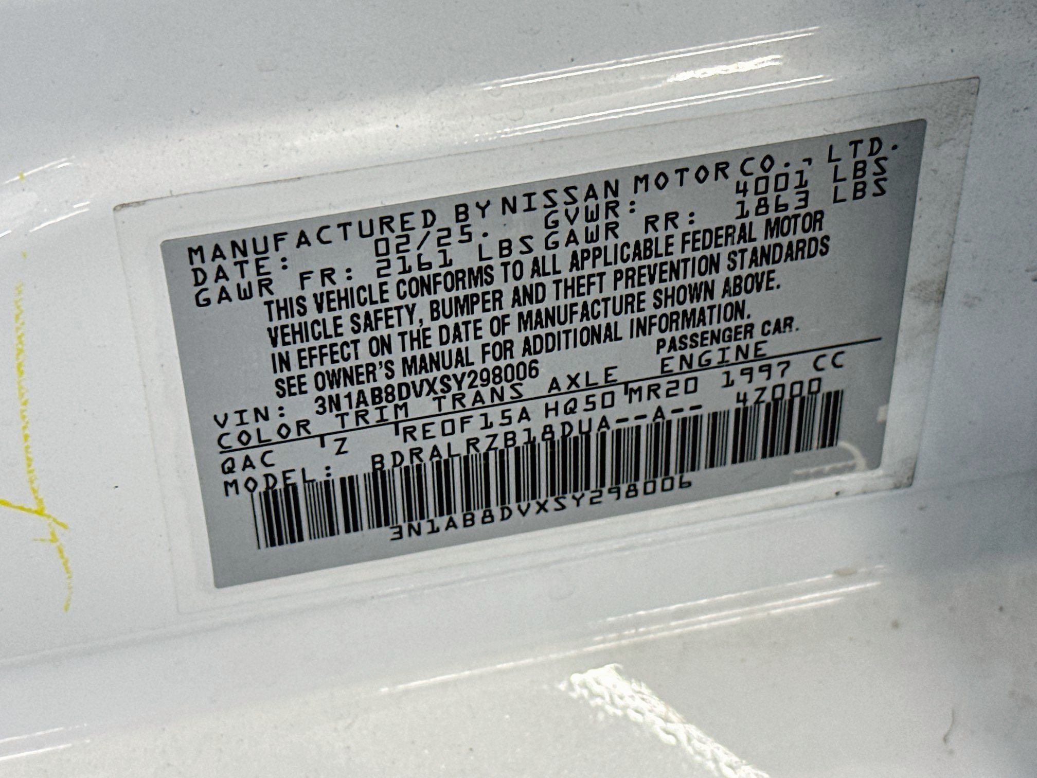 Used 2025 Nissan Sentra SR FWD image 12