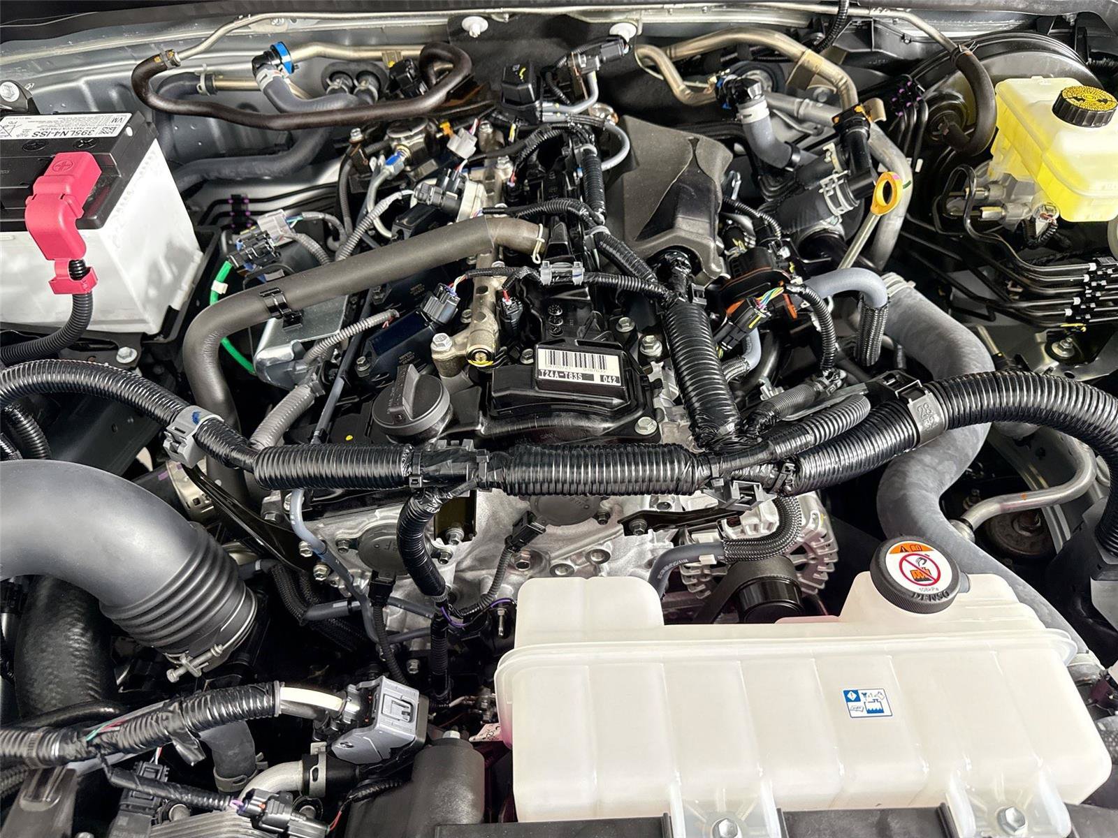 Certified 2025 Toyota Tacoma PreRunner RWD image 36