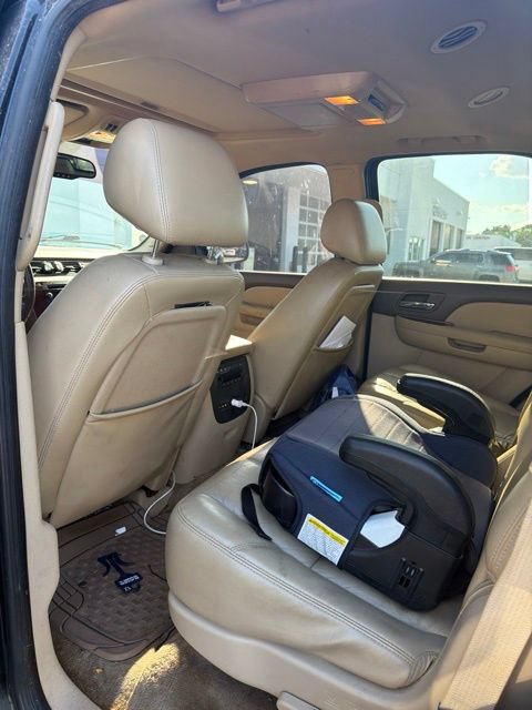 Used 2011 Chevrolet Tahoe LT AWD/4WD image 9
