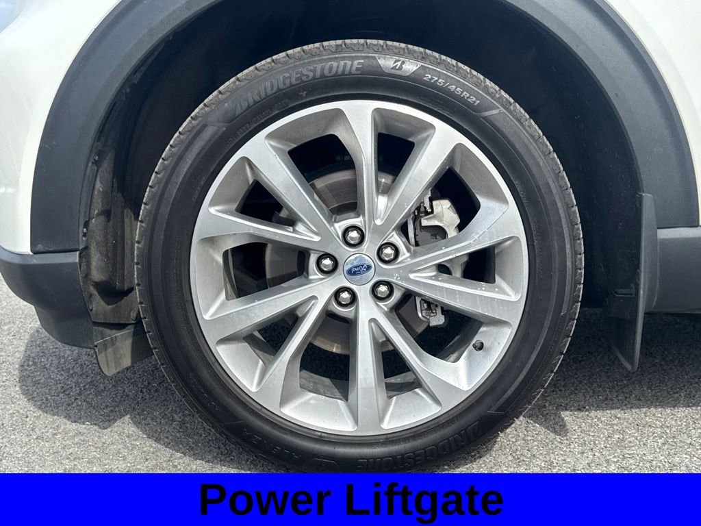 Used 2023 Ford Explorer Platinum w/ Technology Package image 18