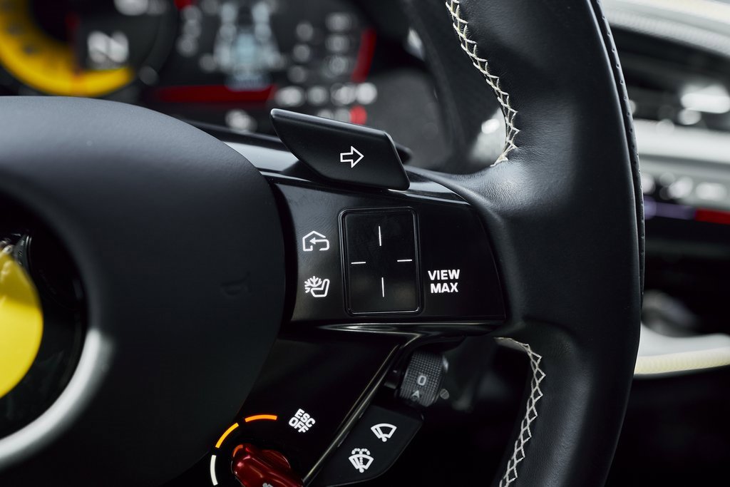 Used 2022 Ferrari SF90 Stradale image 54