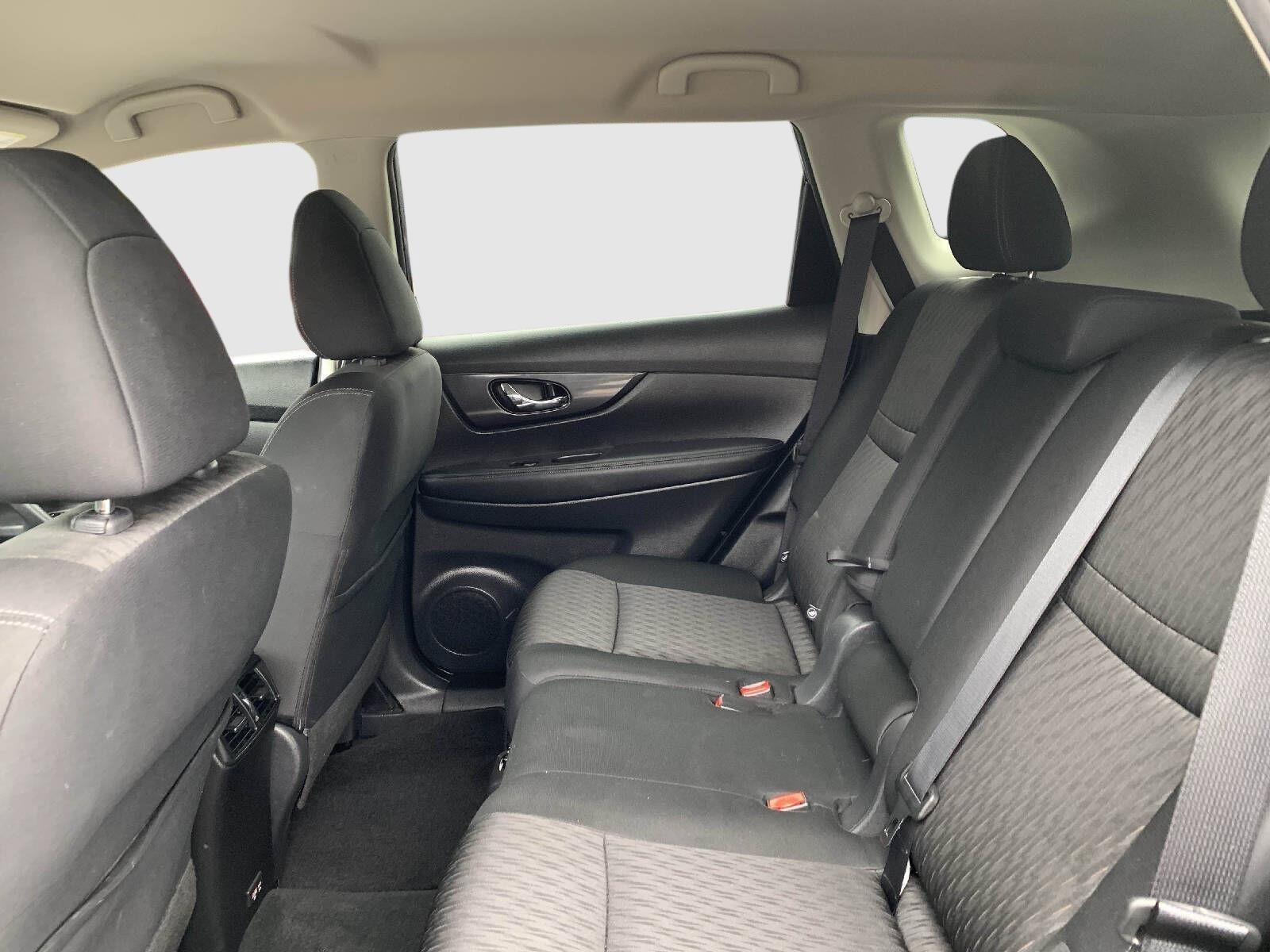 Used 2020 Nissan Rogue SV AWD/4WD image 33