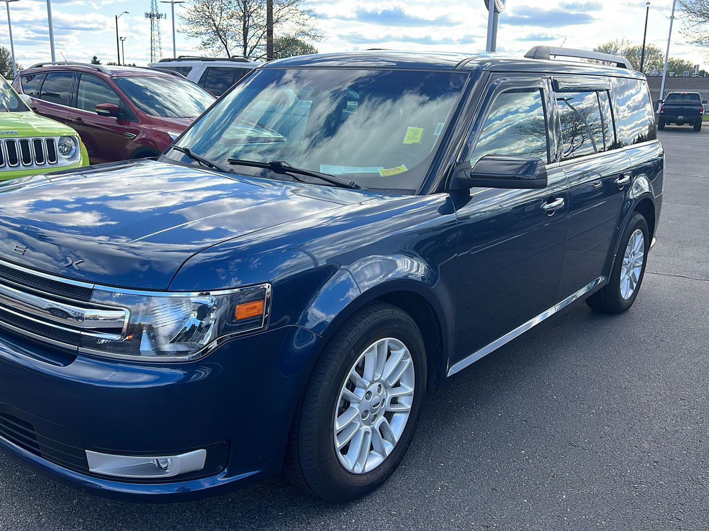 Used 2017 Ford Flex SEL w/ Equipment Group 202A AWD/4WD image 12