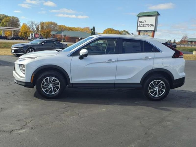 Used 2024 Mitsubishi Eclipse Cross ES image 7