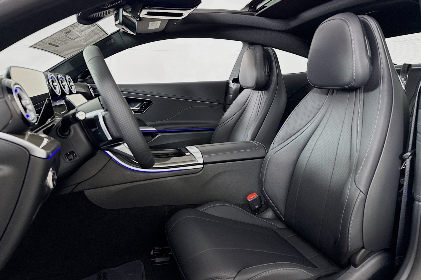 New 2026 Mercedes-Benz CLE 300 4MATIC Coupe image 16