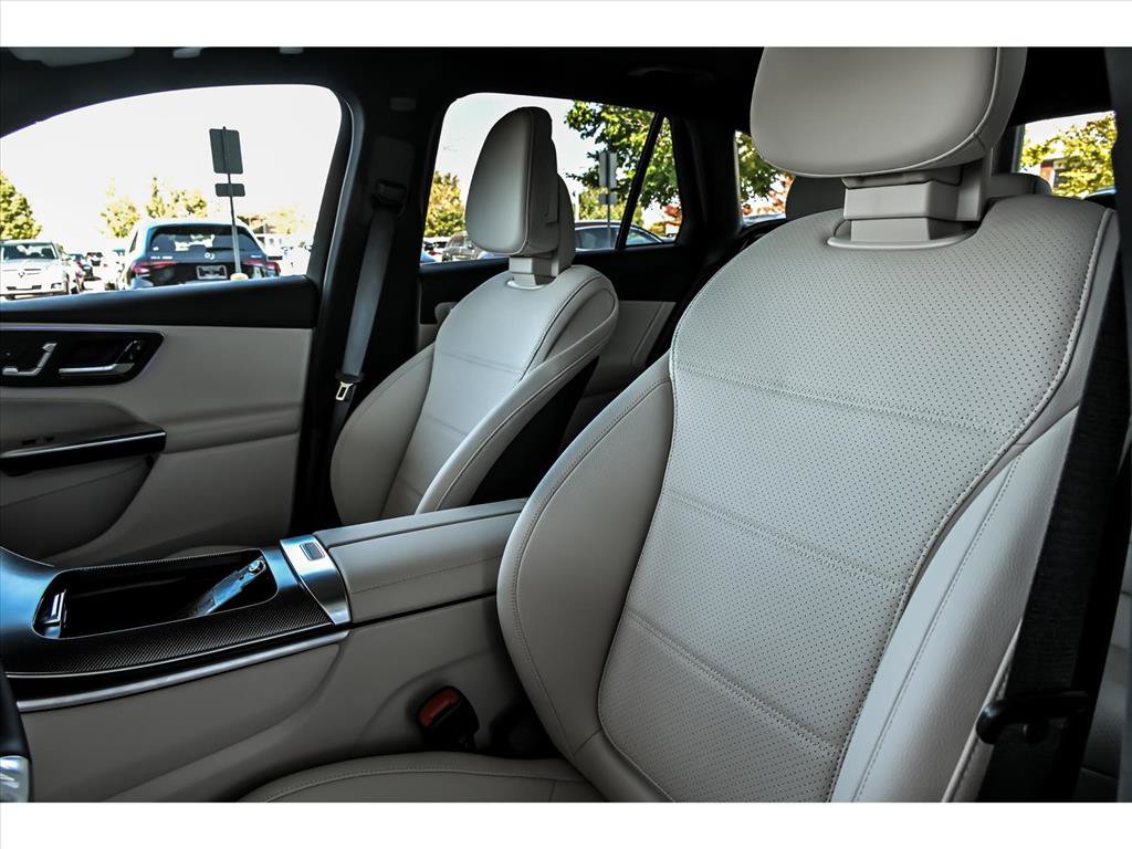 Certified 2026 Mercedes-Benz GLC 300 4MATIC image 12