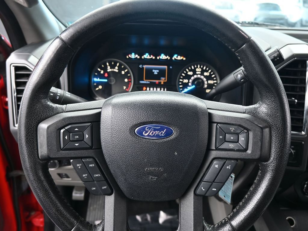 Used 2015 Ford F150 XLT w/ Equipment Group 302A Luxury image 15