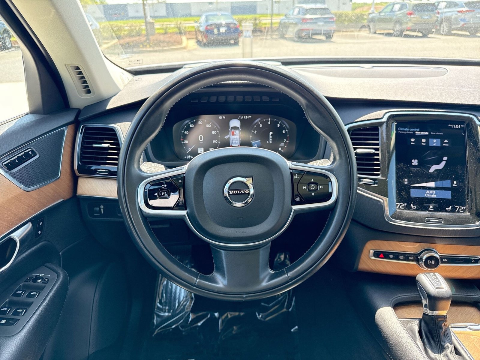 Certified 2021 Volvo XC90 T6 Momentum w/ Advanced Package AWD/4WD image 24