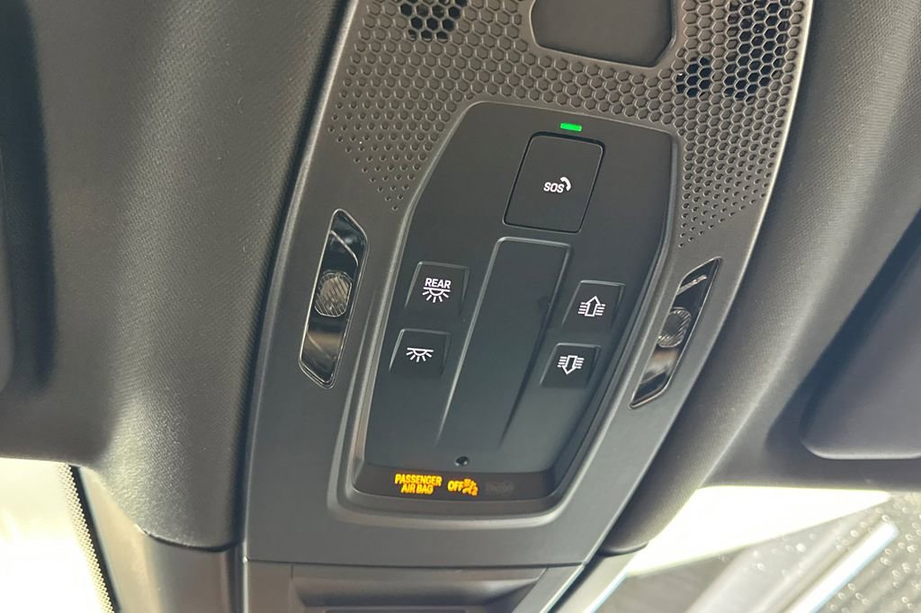 Used 2024 Porsche Cayenne Coupe image 35