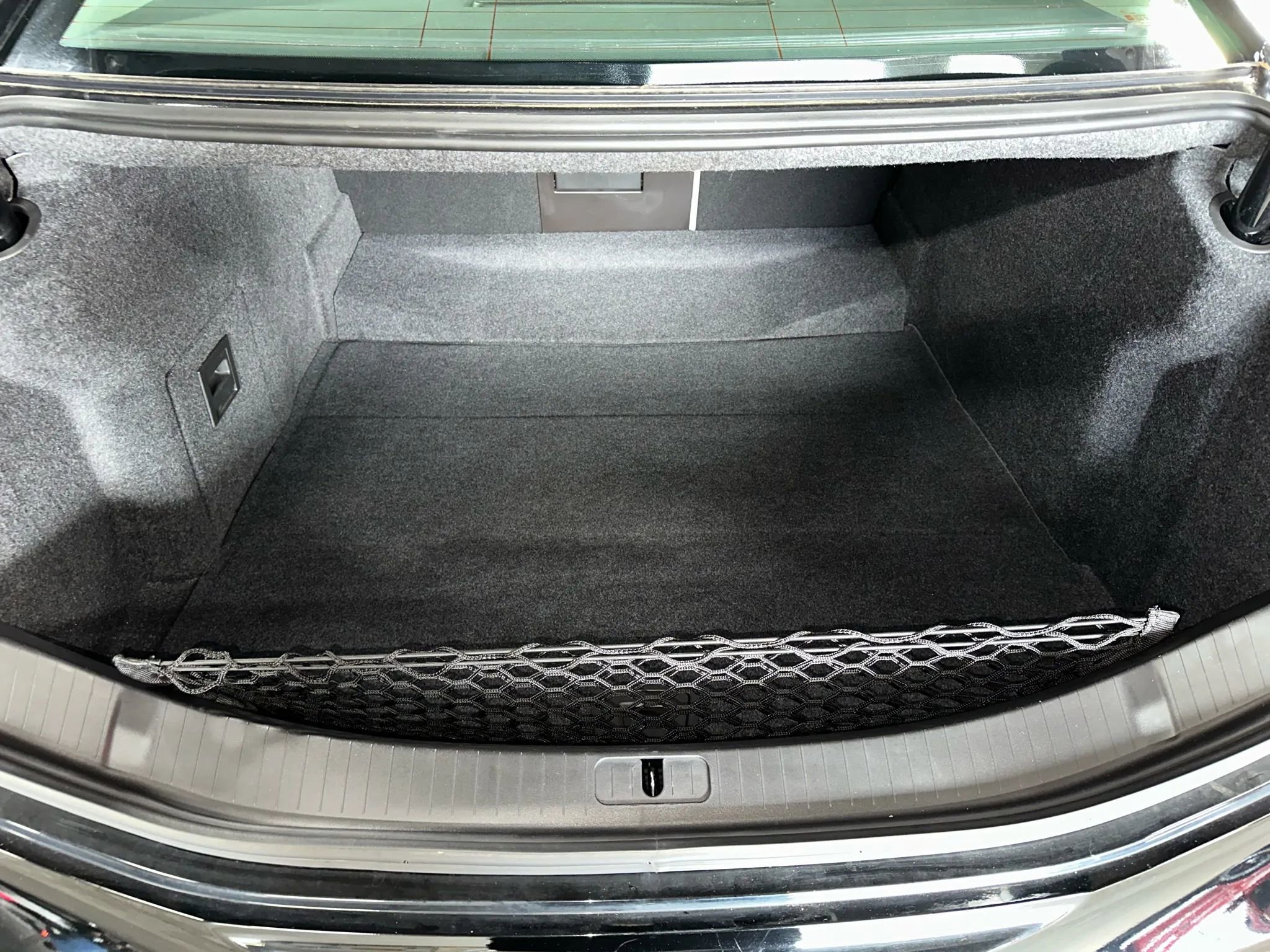 Used 2016 Cadillac XTS Luxury w/ Driver Awareness Package image 38