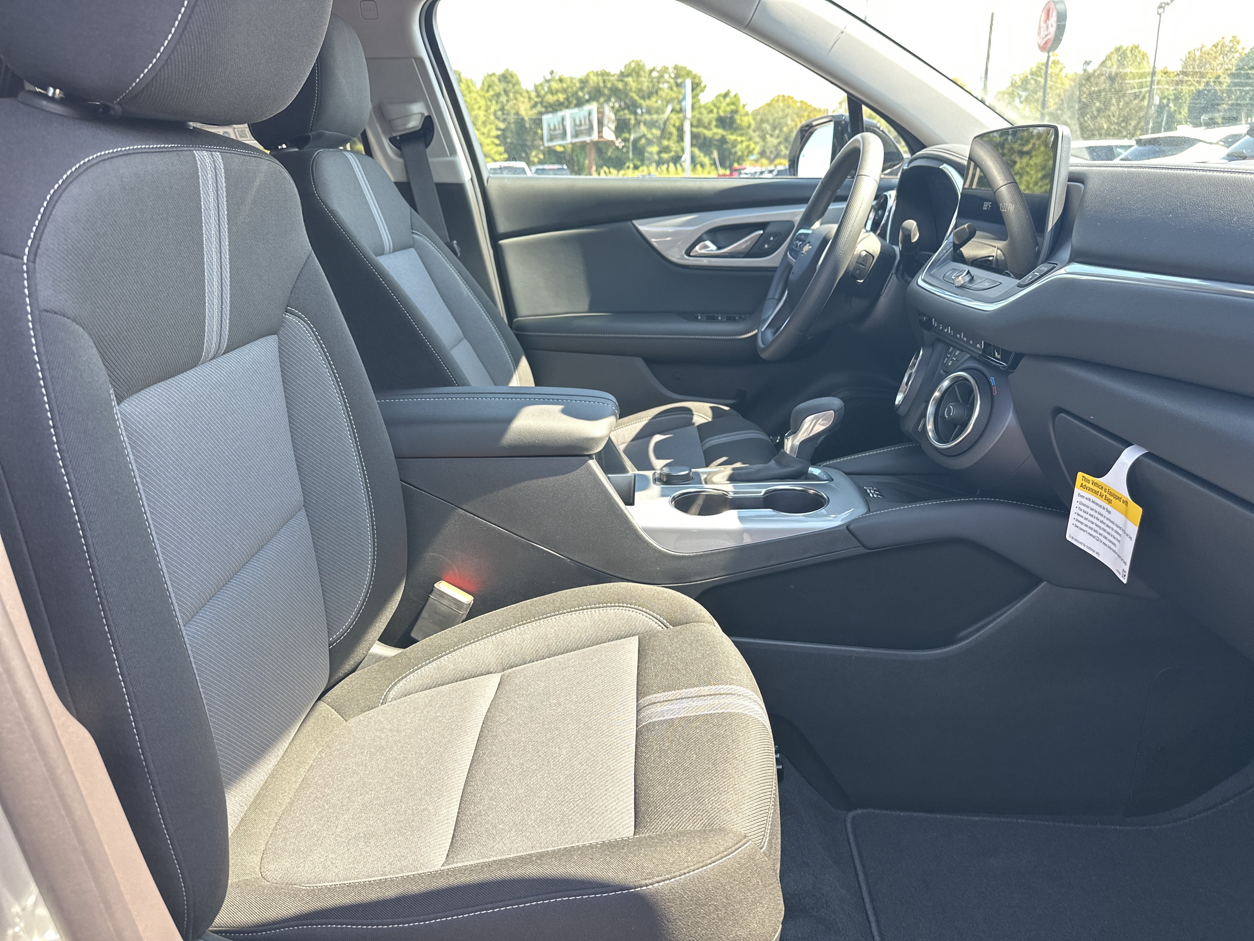New 2026 Chevrolet Blazer LT w/ Convenience Package FWD image 14