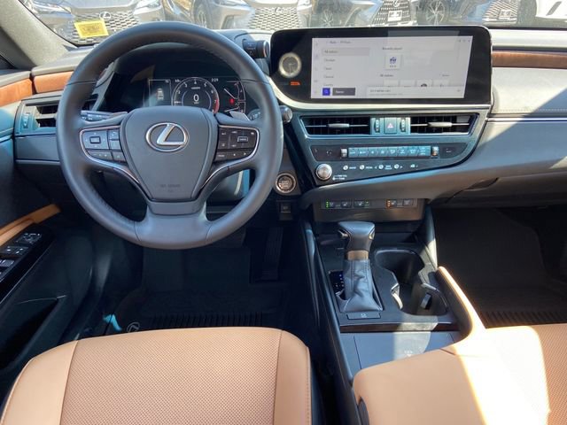 Used 2023 Lexus ES 350 w/ Premium Package image 12
