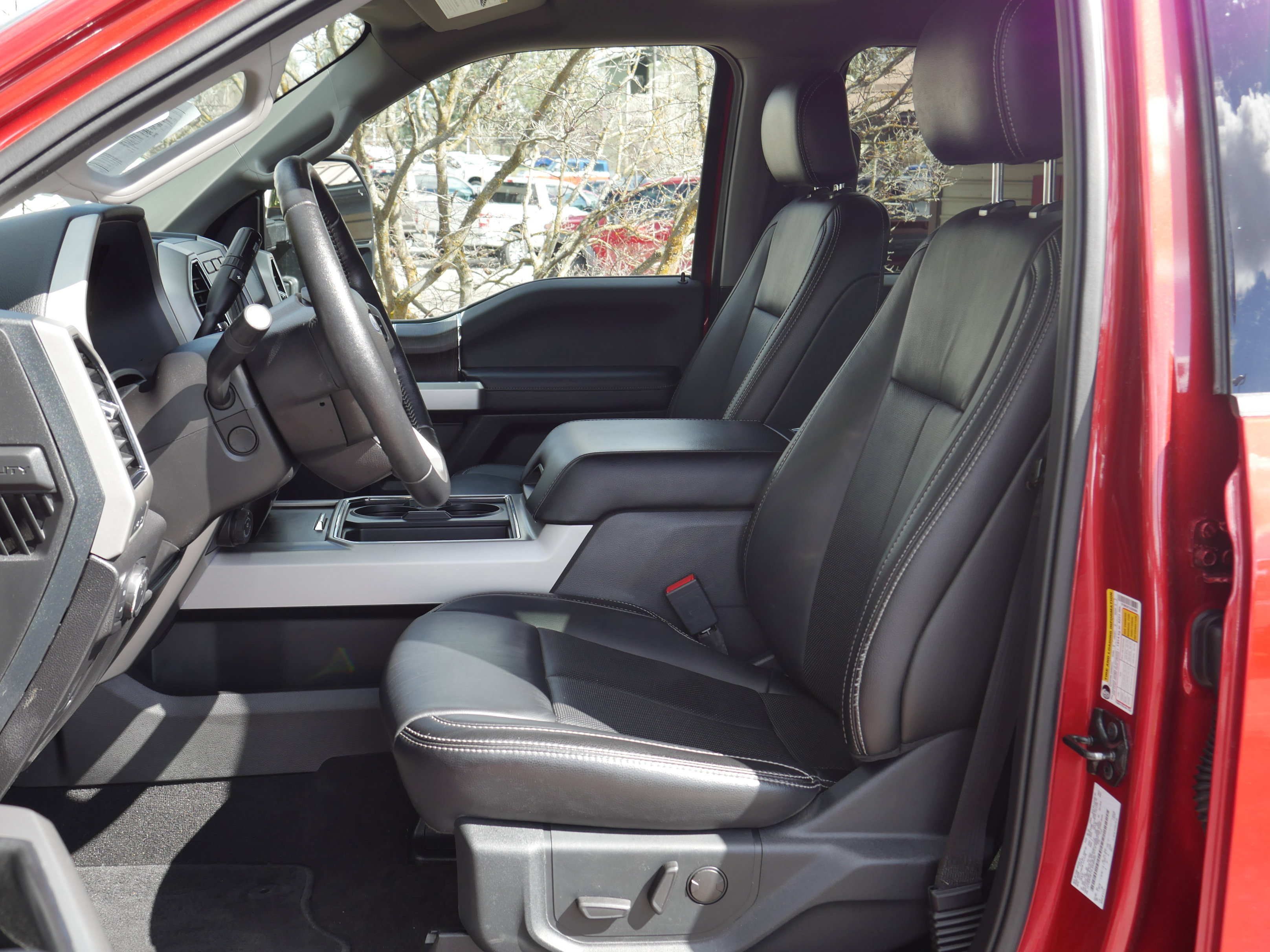 Certified 2020 Ford F350 Lariat w/ Lariat Ultimate Package image 10