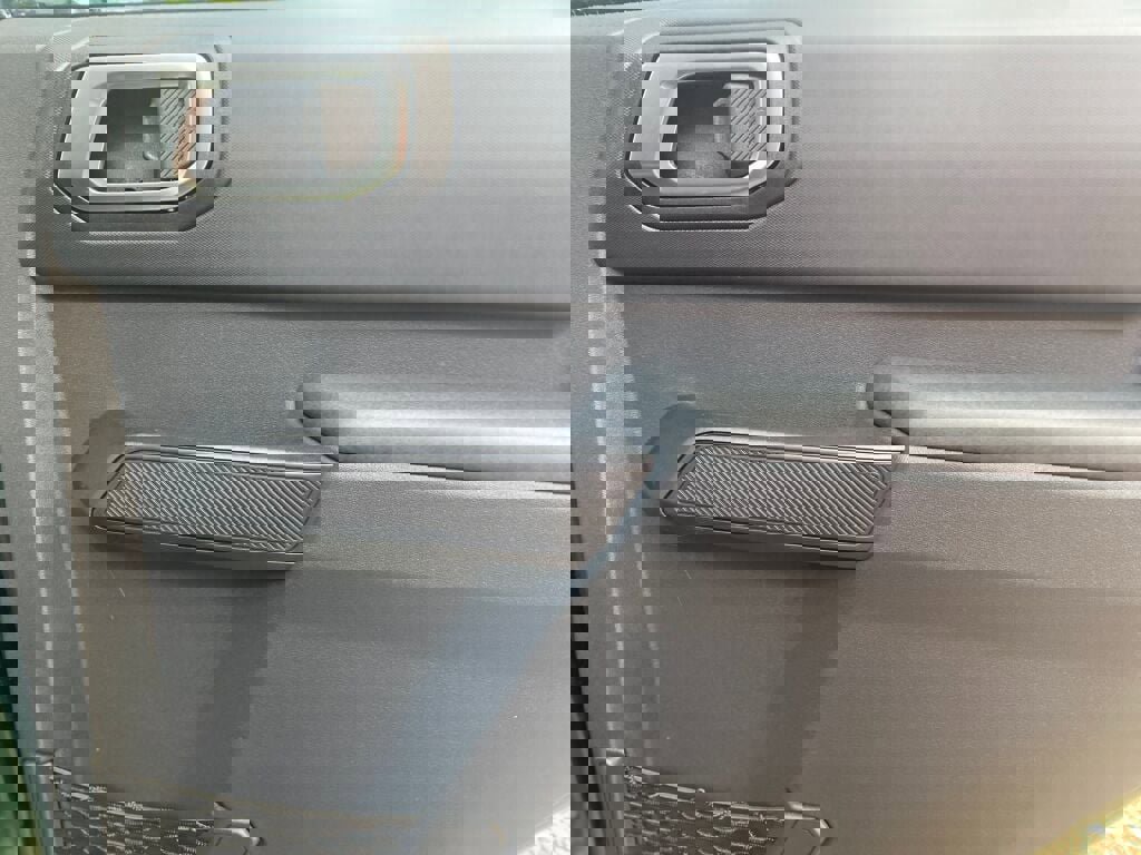 New 2025 Ford Bronco Big Bend w/ Black Diamond Package image 20