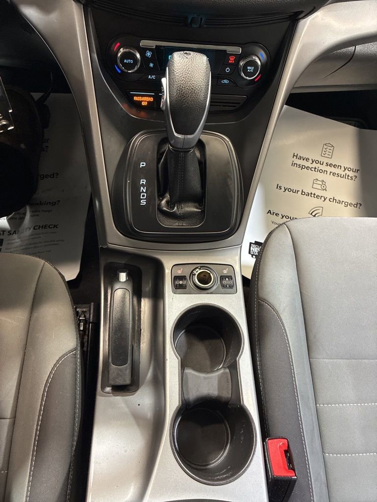 Used 2016 Ford Escape SE w/ Equipment Group 201A AWD/4WD image 33