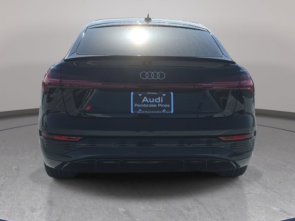 Used 2024 Audi Q8 e-tron Premium AWD/4WD image 9