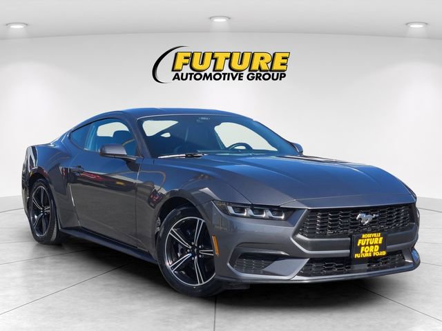 Used 2024 Ford Mustang EcoBoost image 3