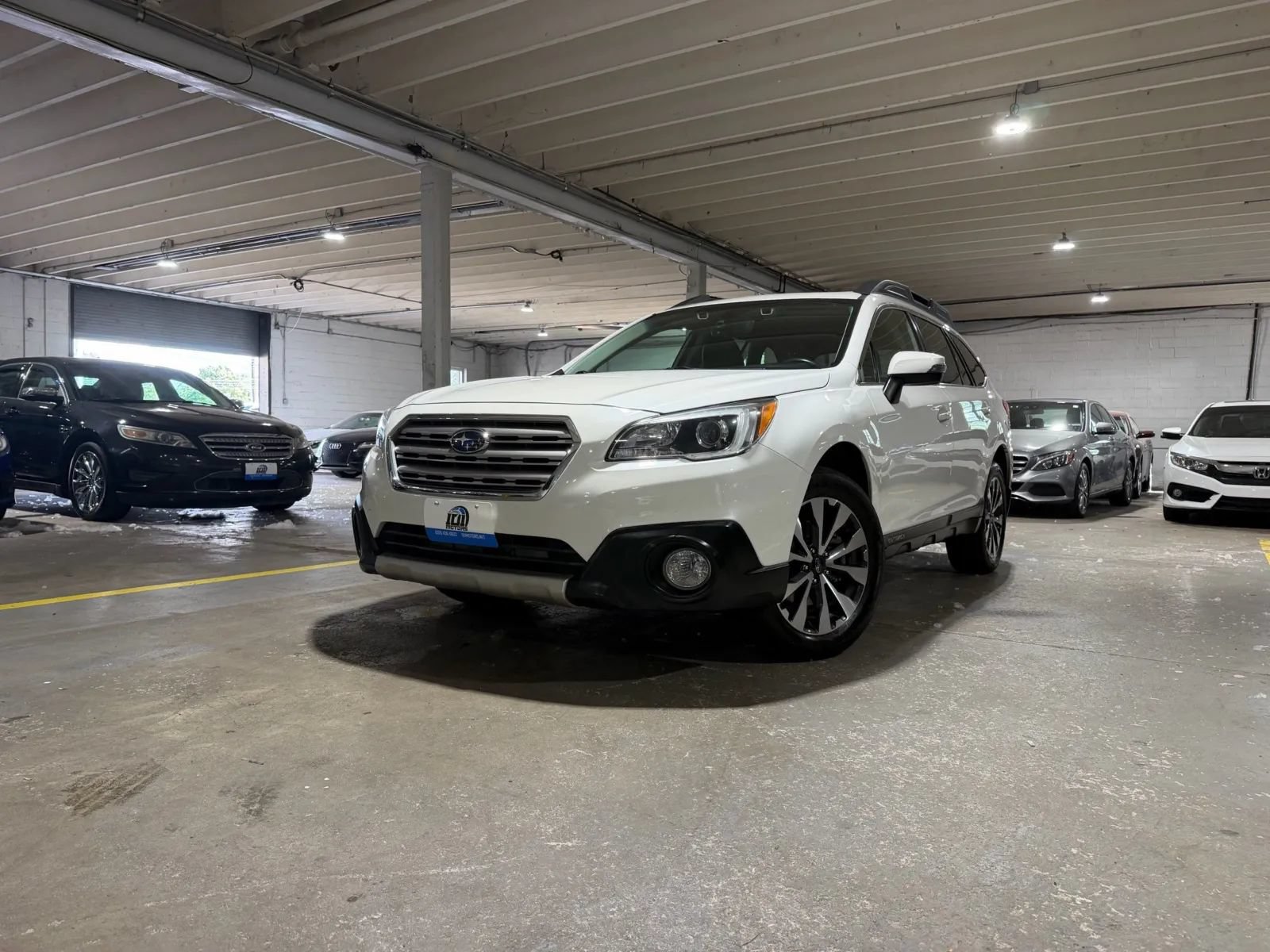 Used 2017 Subaru Outback 3.6R Limited AWD/4WD image 1