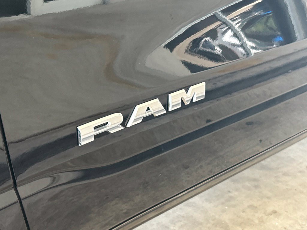 Used 2026 RAM 1500 Laramie AWD/4WD image 17