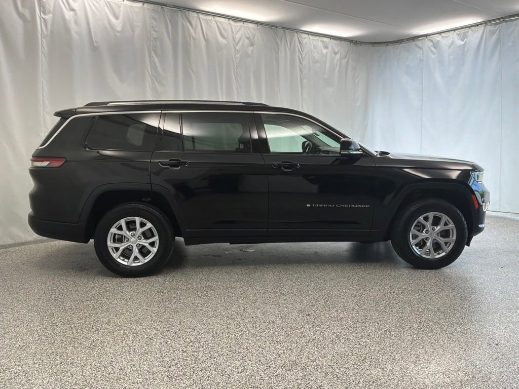 Used 2023 Jeep Grand Cherokee L Limited AWD/4WD image 5