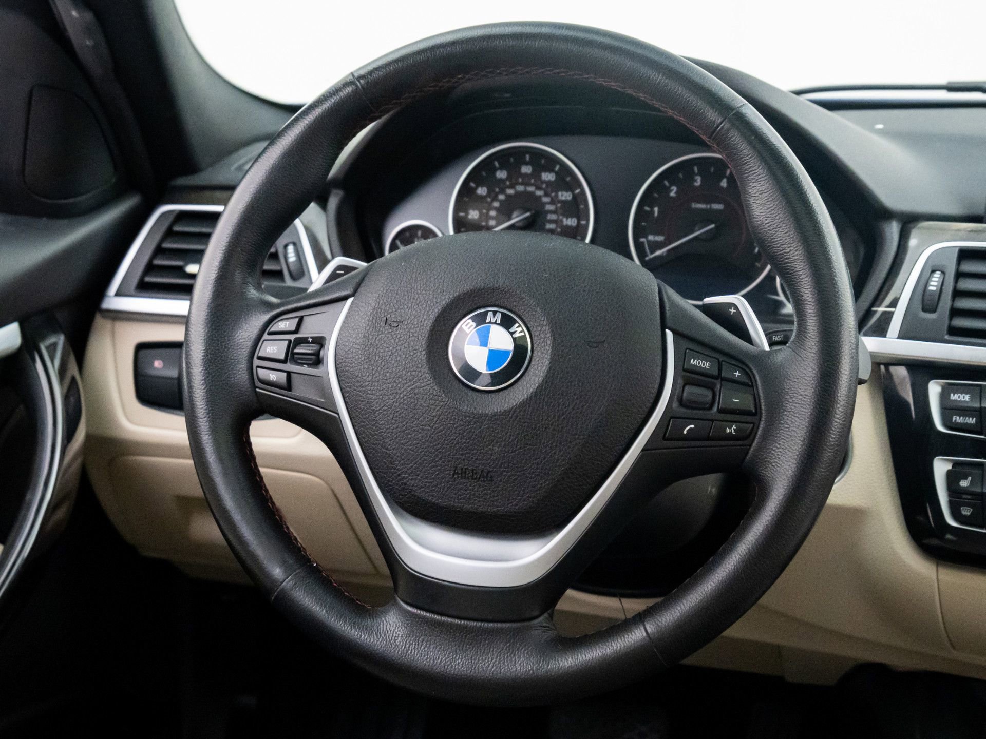 Used 2017 BMW 330i xDrive Sedan image 10