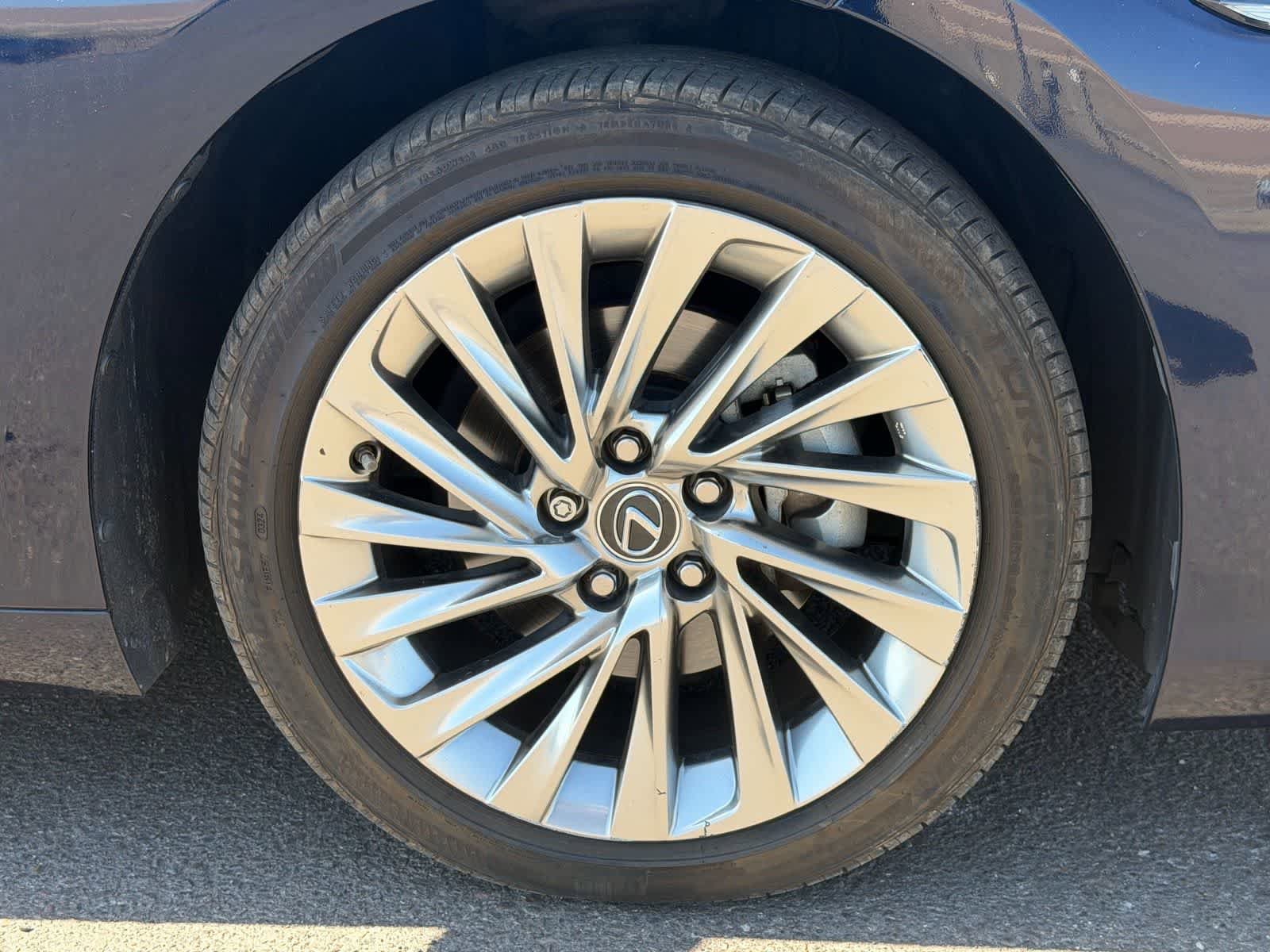 Used 2019 Lexus ES 350 w/ Accessory Package 2 FWD image 6